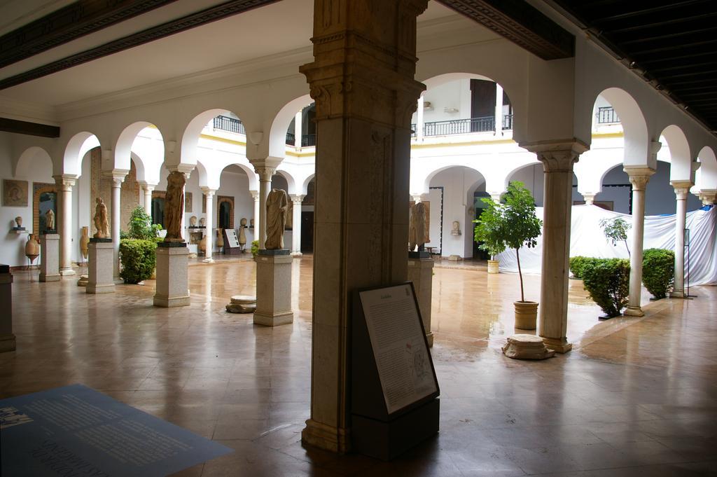 Apartaluz Centro Córdoba Arqueologico Balcon Habitación foto